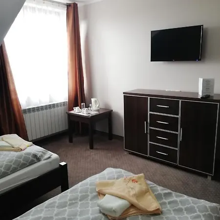 Dobry Adres ヴィラ Dziemiany