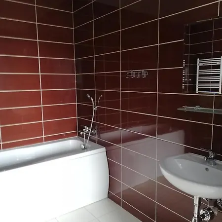 Dobry Adres ヴィラ Dziemiany